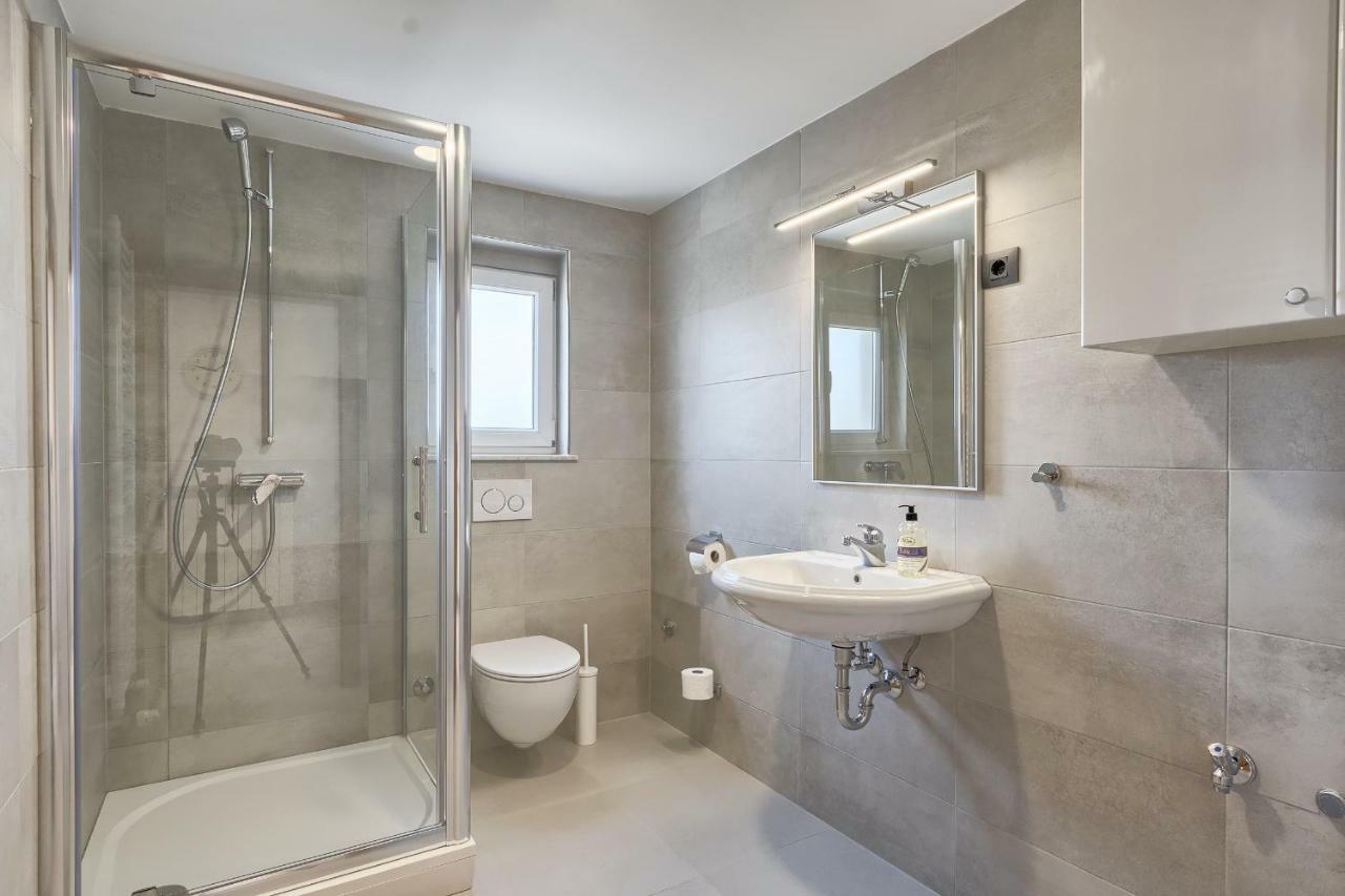 Apartments La Mer Пула Екстериор снимка