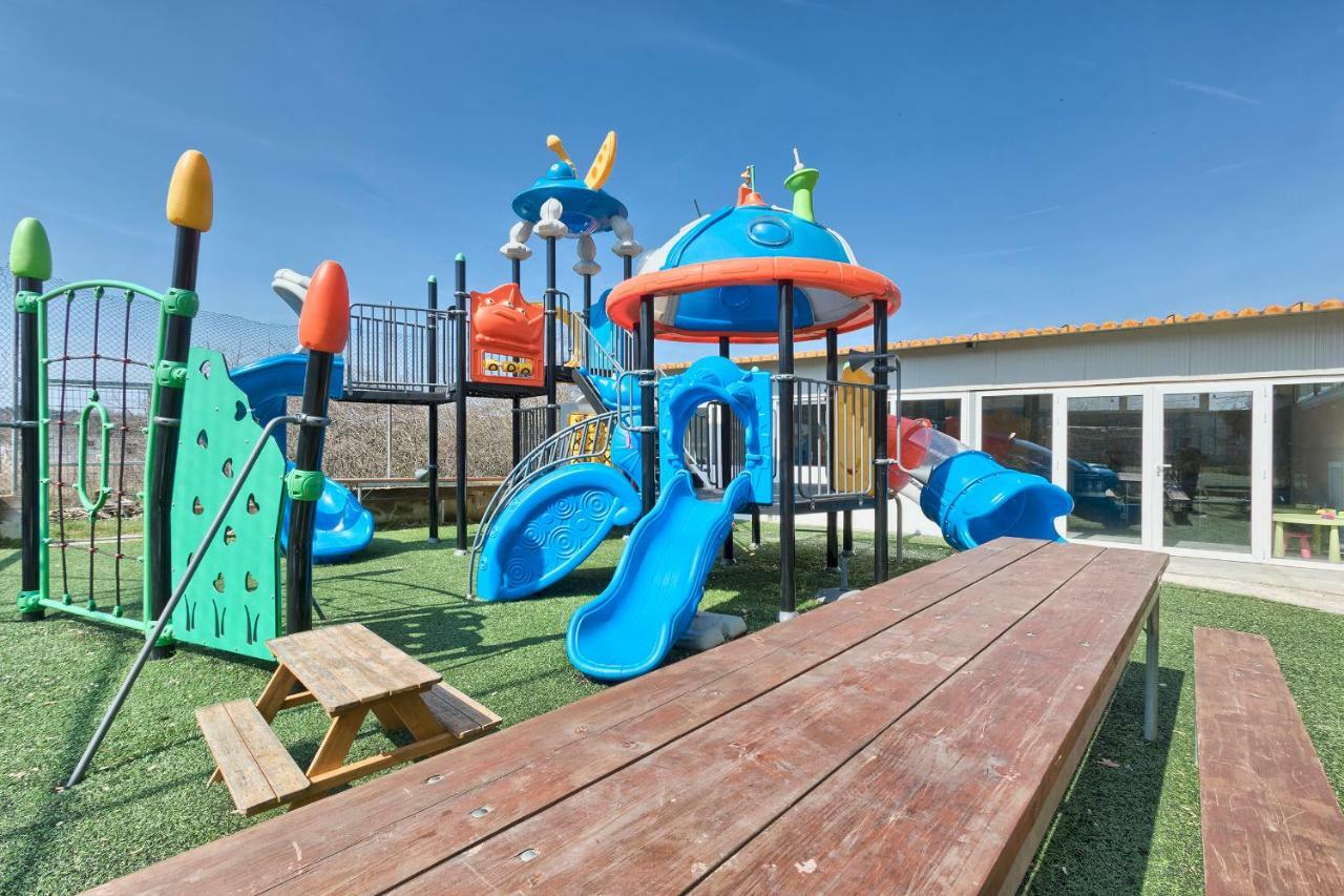 Apartments La Mer Пула Екстериор снимка