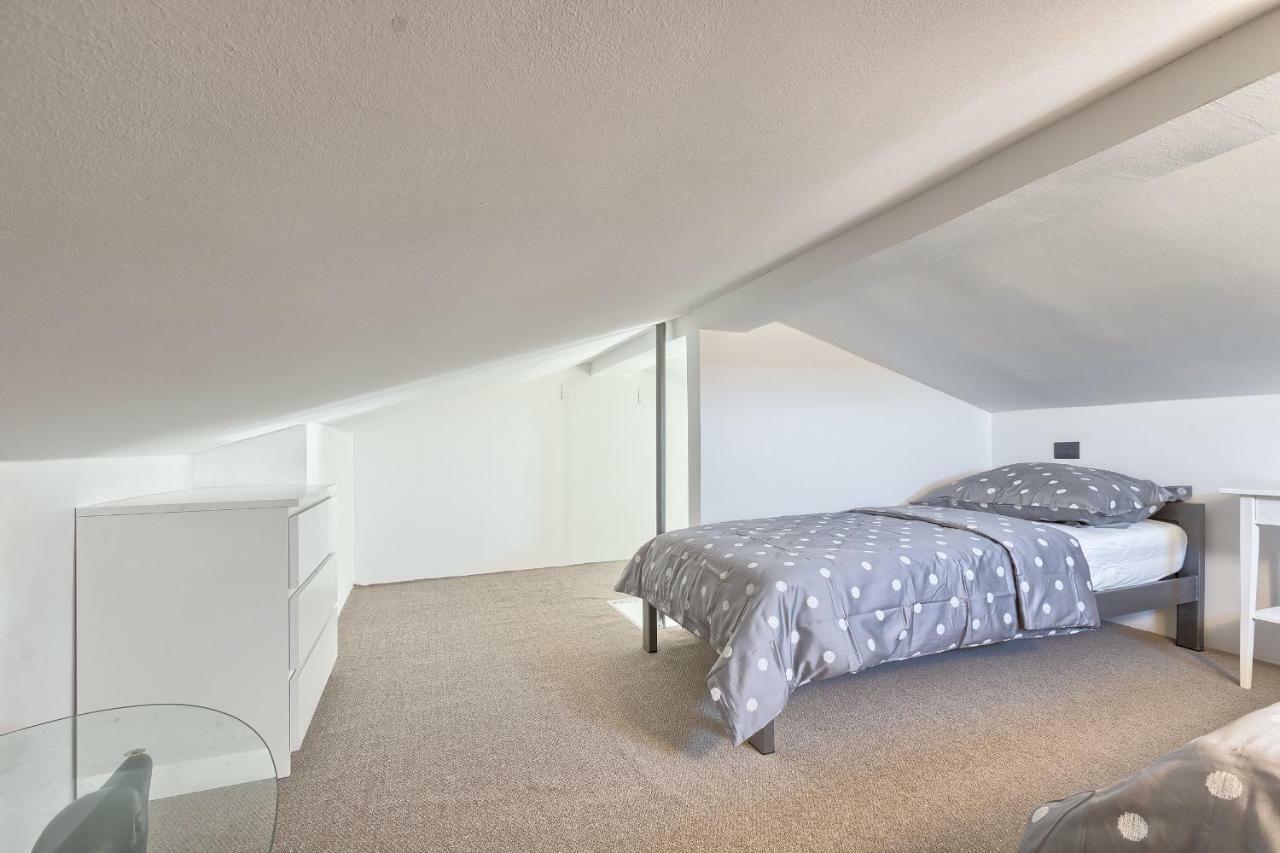 Apartments La Mer Пула Екстериор снимка